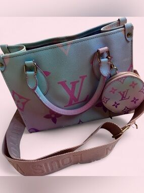 Pastel Shoulder Bag w/ removable strap